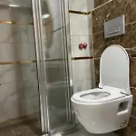 Serenity Hotel *