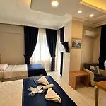 Hotel Serenity *