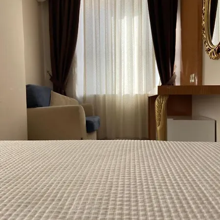 Hotel Serenity